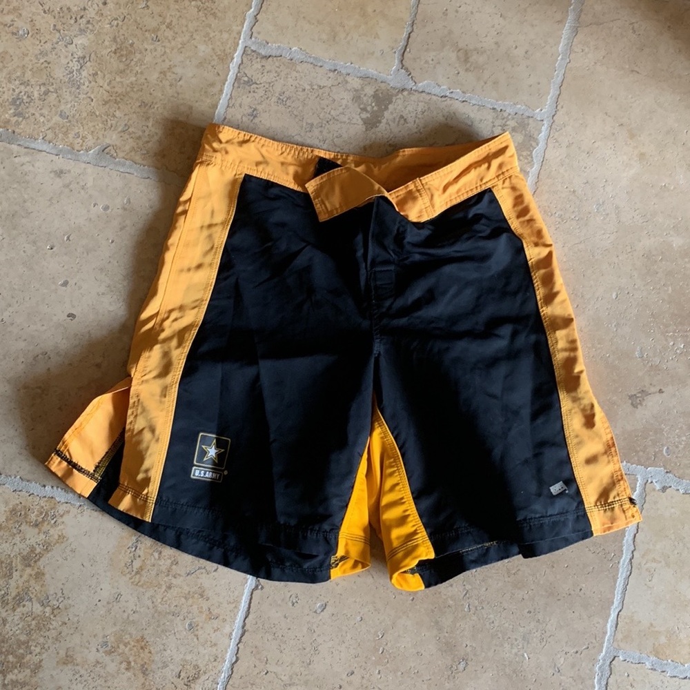 Cute shorts in the brand soffe